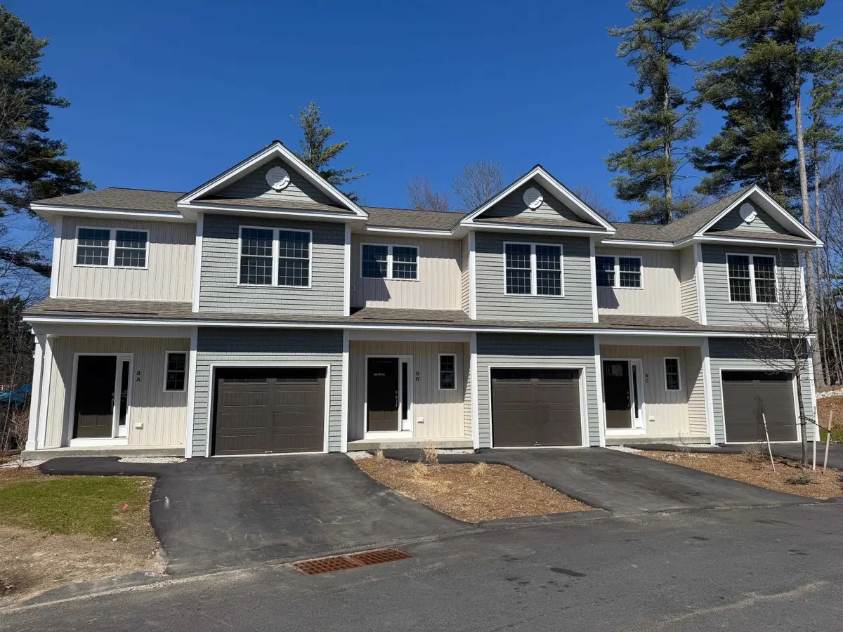 8B Dearborn Circle, Goffstown, NH 03045 - #1
