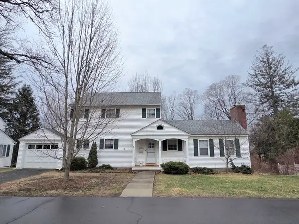 85 Underclyffe Road, St. Johnsbury, VT 05819