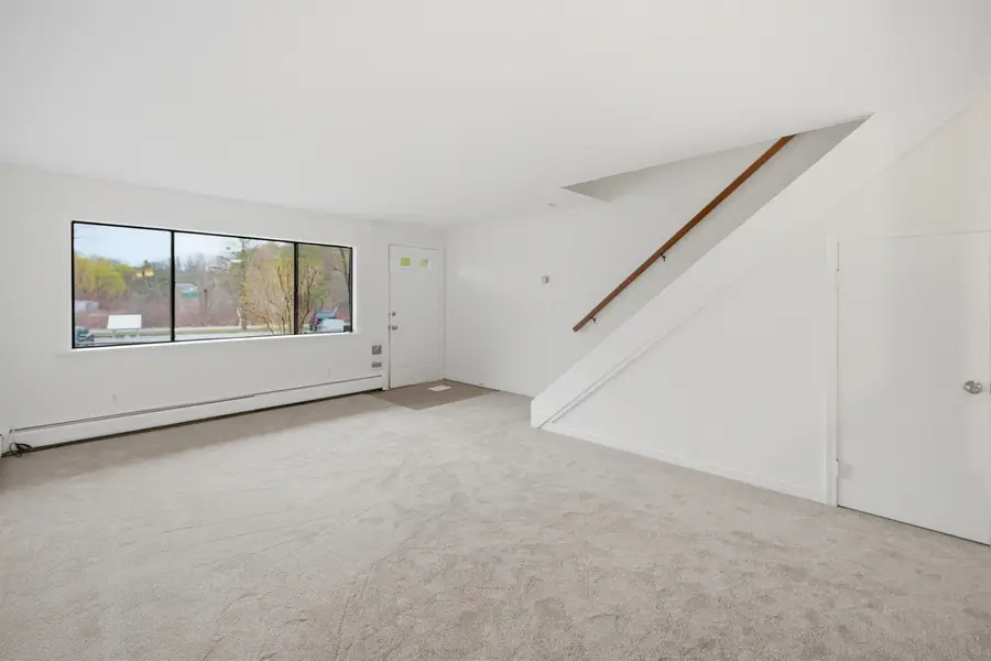 28 Chandler Avenue #3, Plaistow, NH 03865 - #2