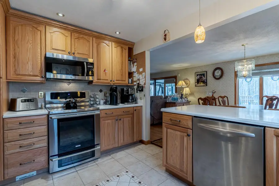 23 Blue Hills Drive, Rochester, NH 03839 - #2