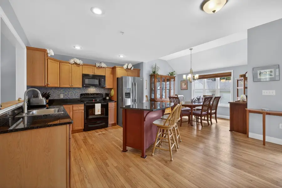 22 Mill Pond Road, Brentwood, NH 03833-6139 - #2