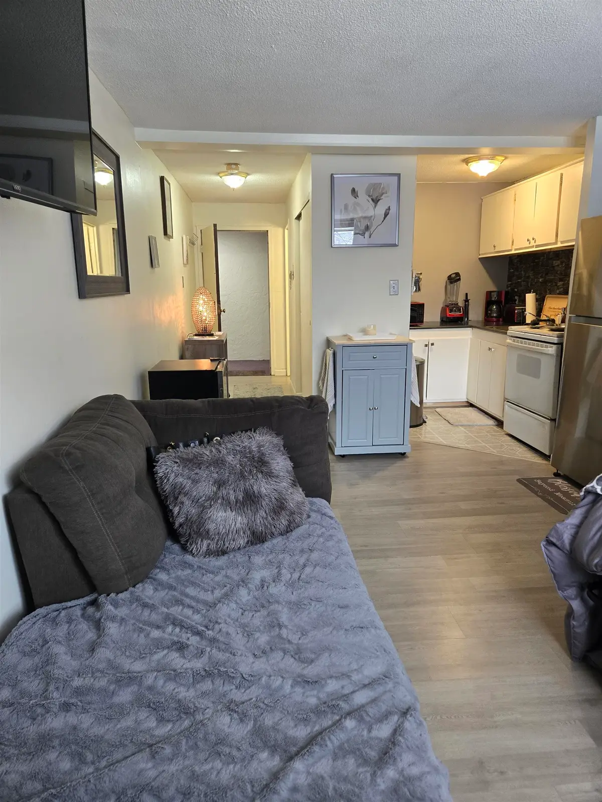 2 Silvestri Circle #6, Derry, NH 03038 - #1