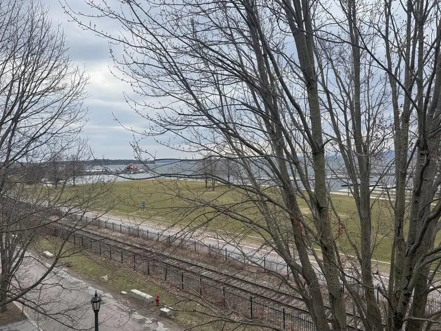 216 Lake Street #303, Burlington, VT 05401 - #3