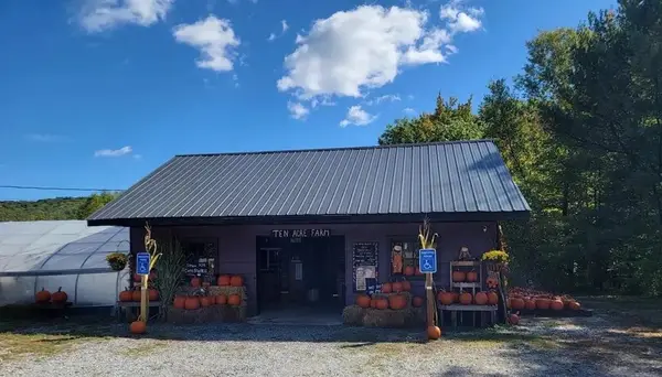 279 Henniker Street, Hillsborough, NH 03244