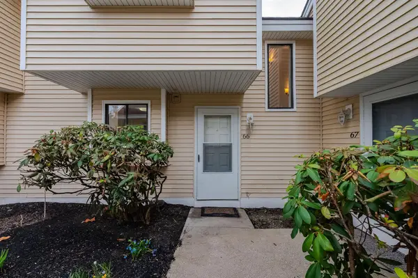 66 Franklin Heights, Rochester, NH 03867