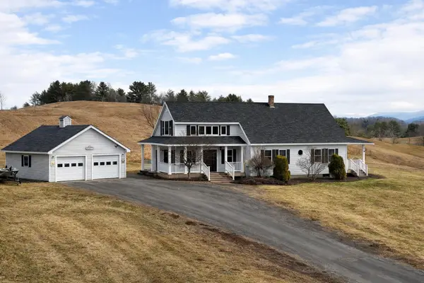 82 Stark Road, Lyndon, VT 05851