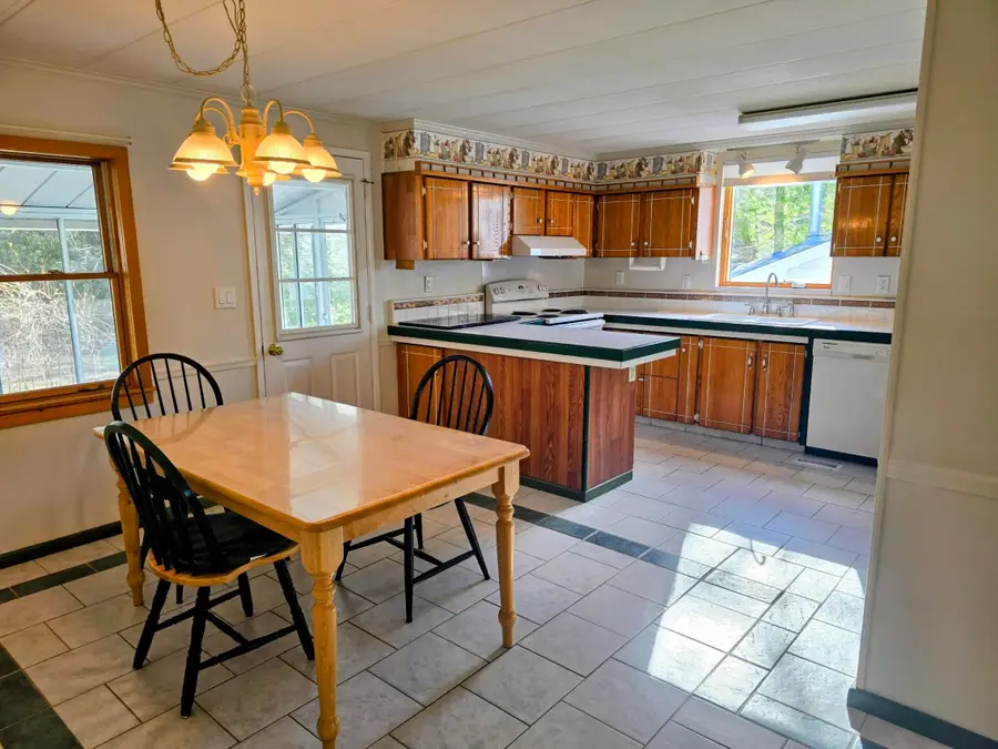 1 Marsh Hill Circle, Tilton, NH 03276 - #3