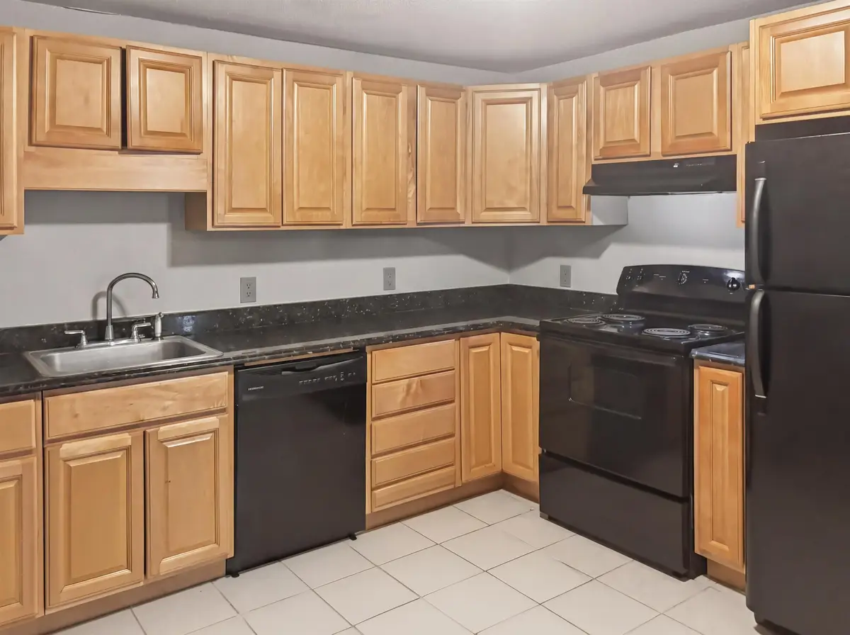 17 Silvestri Circle, Derry, NH 03038 - #1