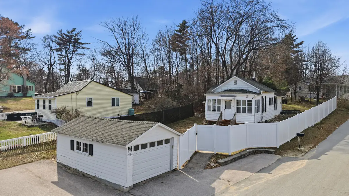 5 Neal Avenue, Auburn, NH 03032 - #1