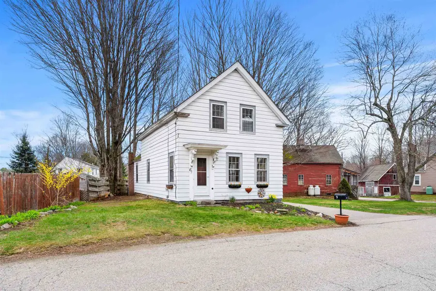 9 Railroad Avenue, Newfields, NH 03856 - #3