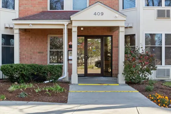 409 Farrell Street #203, South Burlington, VT 05403