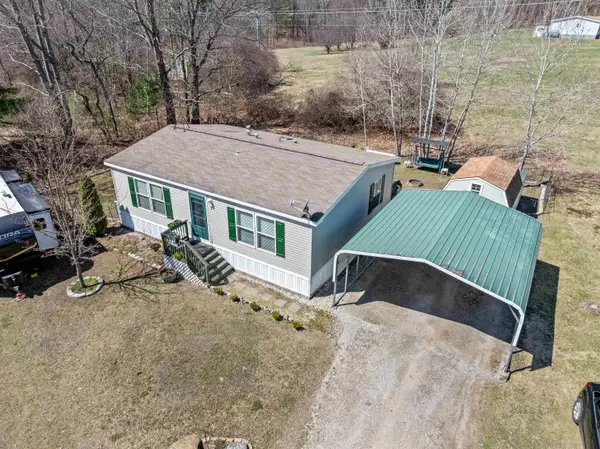 7 Lilac Lane, Pittsfield, NH 03263