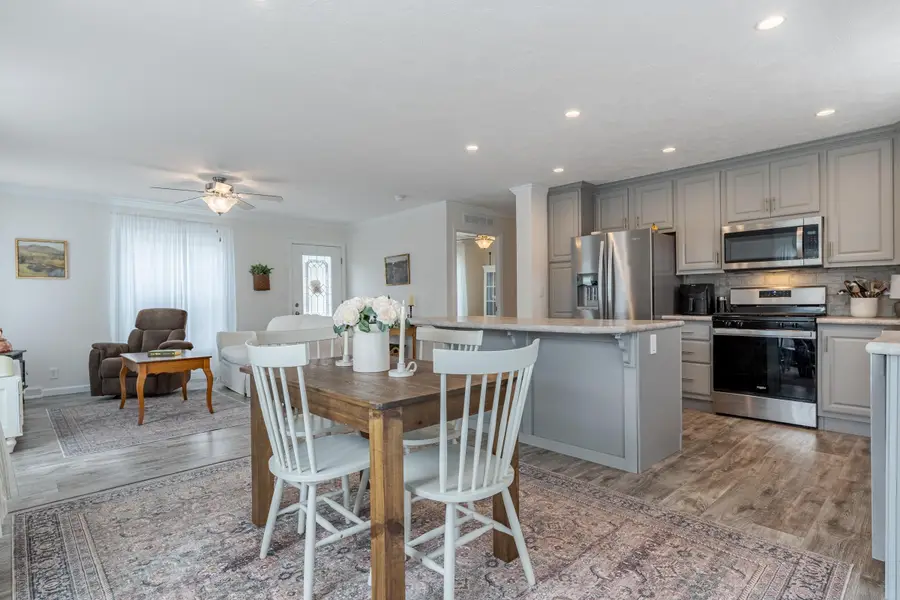 104 Robin Hood Drive, Exeter, NH 03833 - #2