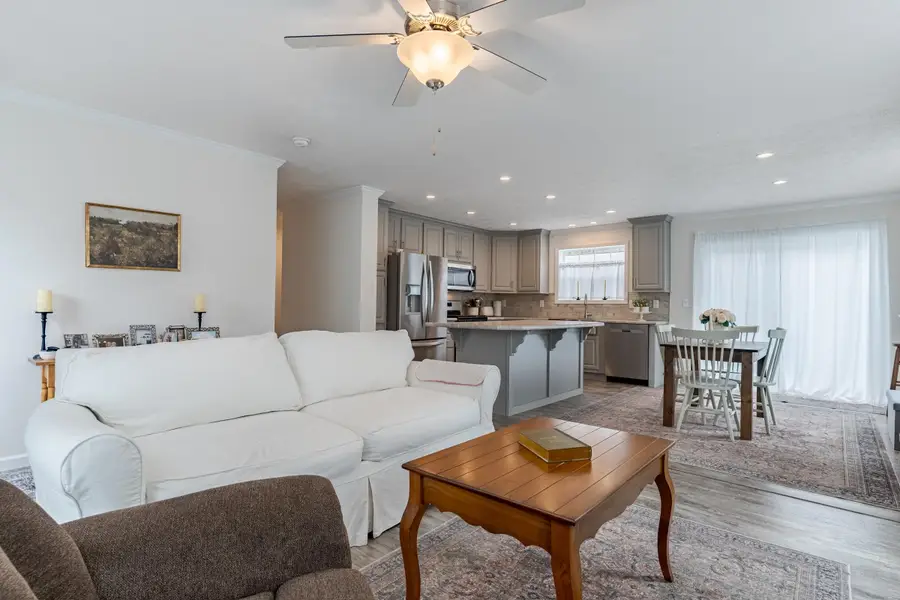 104 Robin Hood Drive, Exeter, NH 03833 - #3