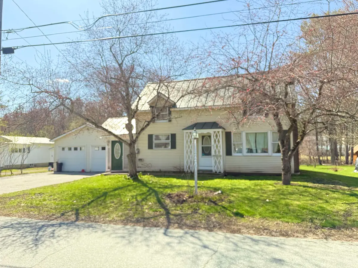 277 South Street, Wilder, VT 05088 - #1