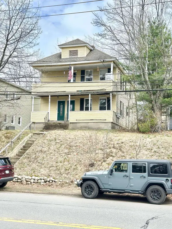 477-479 Calef Road, Manchester, NH 03103