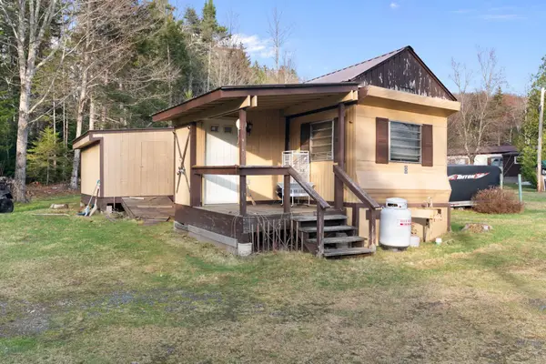 8 Dorf Auf Radar Road, Wilmington, VT 05363