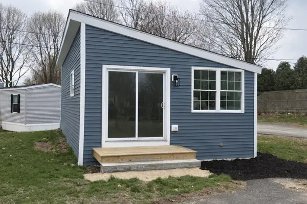 1338 Woodbury Avenue, Portsmouth, NH 03801