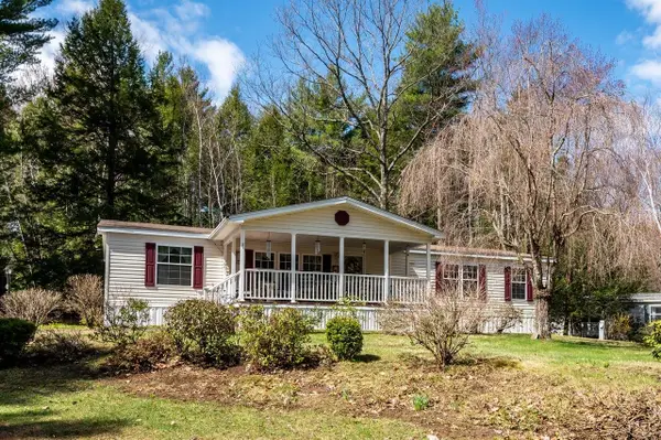 10 Lark Lane, Rochester, NH 03868