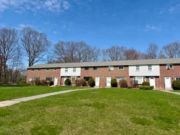 88 Oakridge Drive, Londonderry, NH 03053