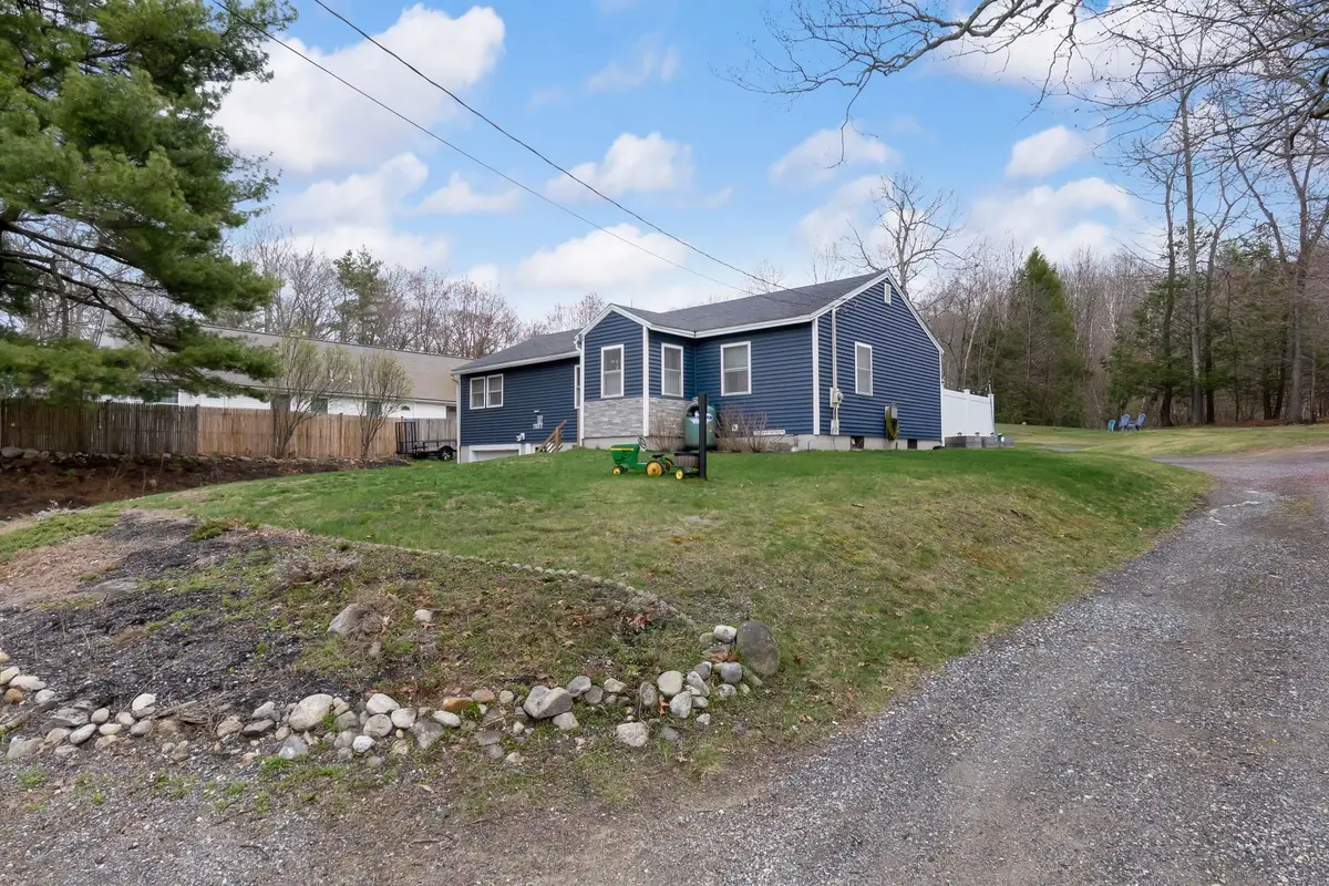 182 S Main Street, Newton, NH 03858 - #1