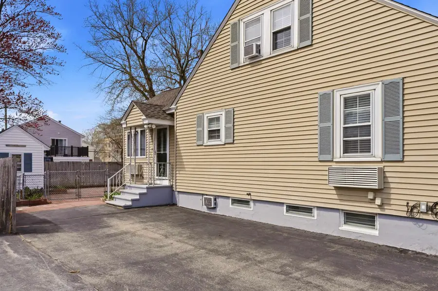 20 Exeter Avenue, Manchester, NH 03103 - #3