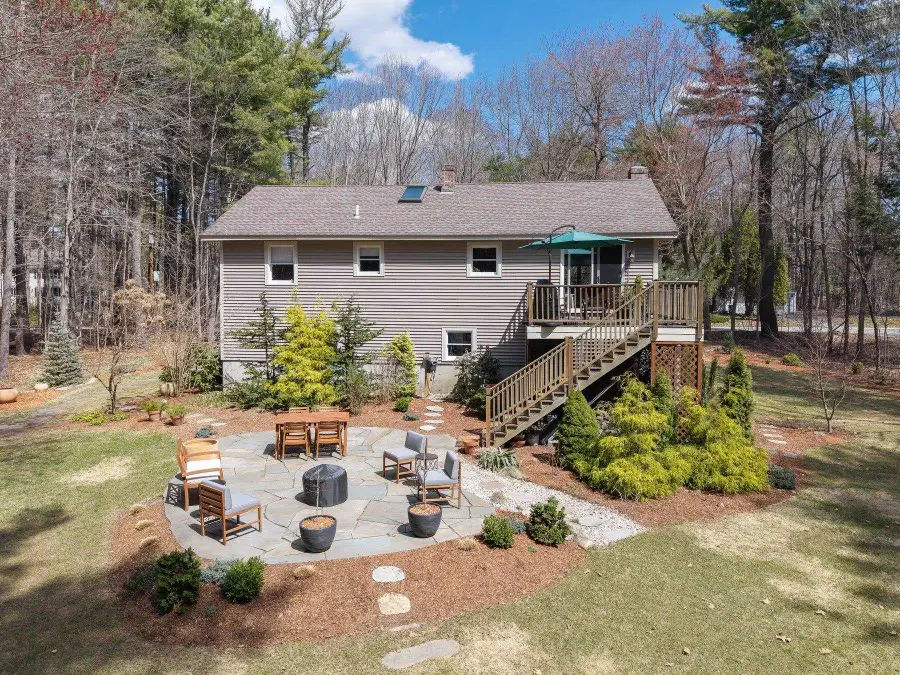 47 River Road, Stratham, NH 03885 - #2