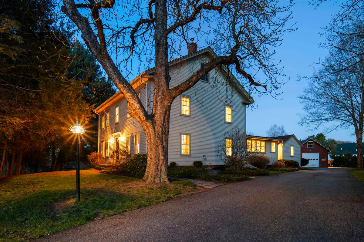 64 Kingston Road, Exeter, NH 03833 - #1