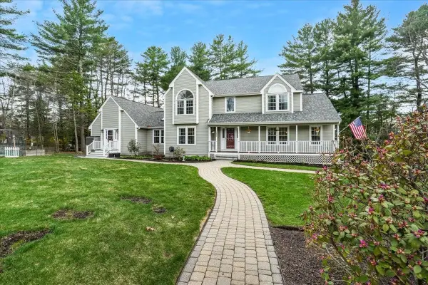 137 Peele Road, Nashua, NH 03062