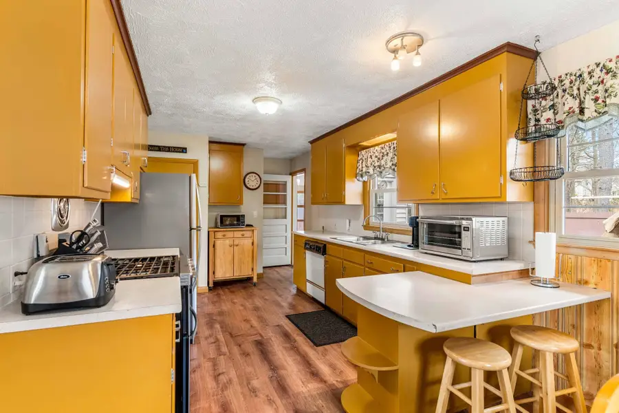 175 W High Street, Somersworth, NH 03878 - #2