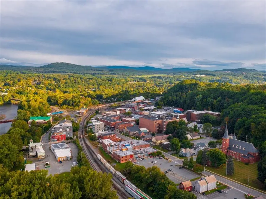 15 Railroad Row #2C1, White River Junction, VT 05001 - #2