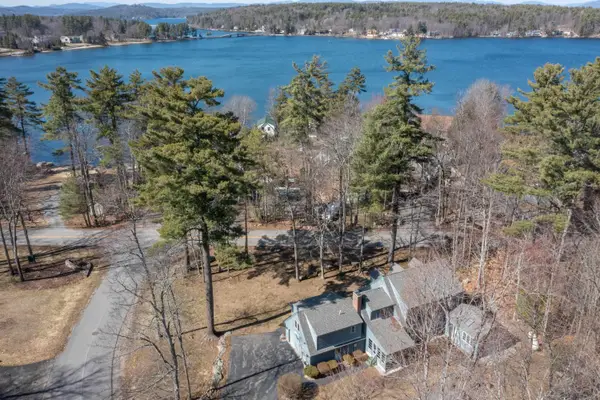 286 Dockham Shore Road, Gilford, NH 03249