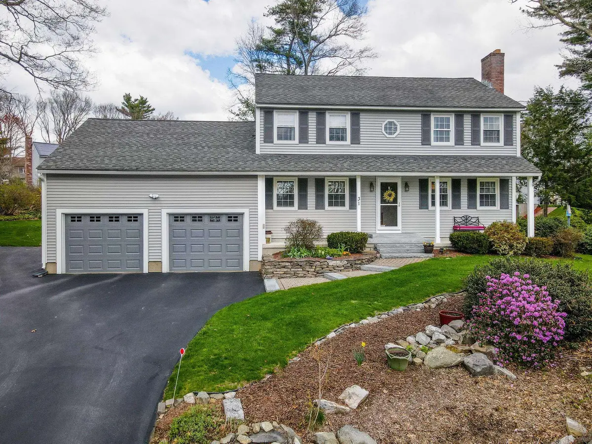 31 Hyacinth Drive, Nashua, NH 03062 - #1