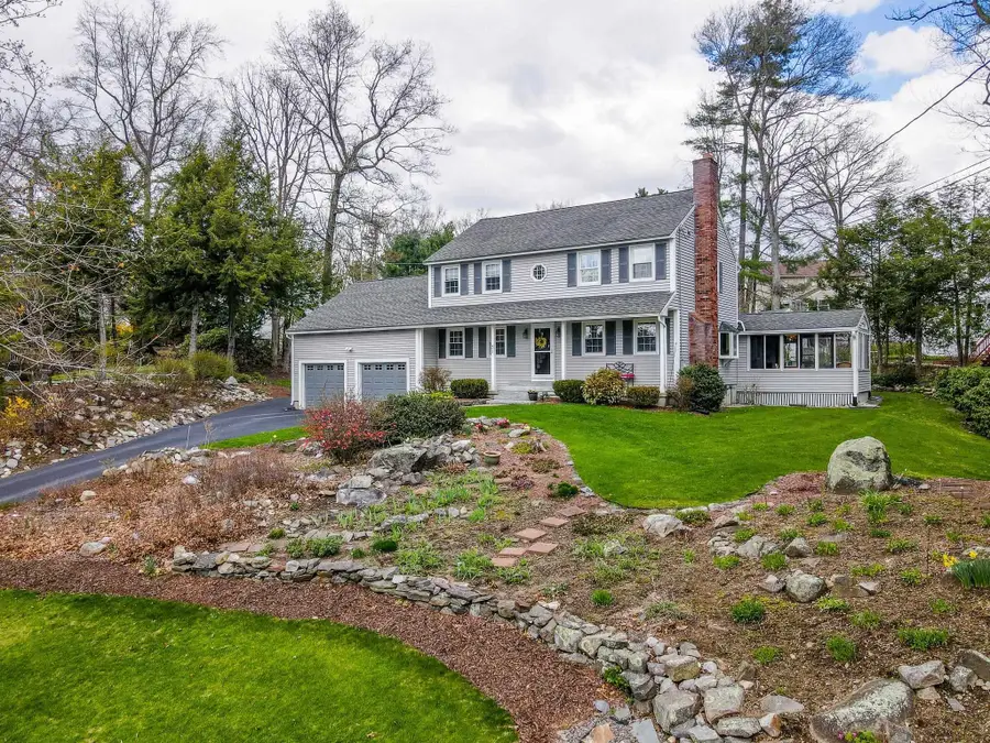 31 Hyacinth Drive, Nashua, NH 03062 - #2