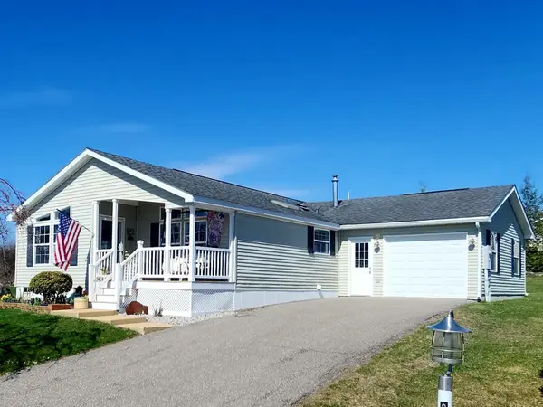 3 Sunset Avenue, Franklin, NH 03235