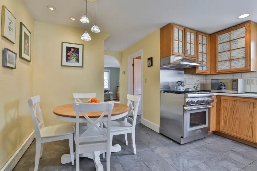 25 Eastman Street, Nashua, NH 03060 - #3