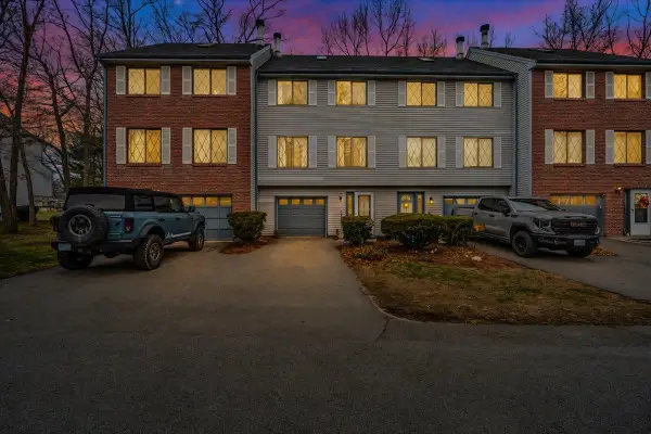 20 Vanden Road, Merrimack, NH 03054