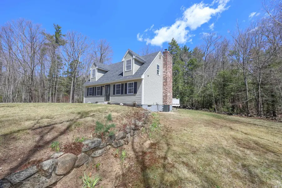61 Etta Lane, Weare, NH 03281 - #3
