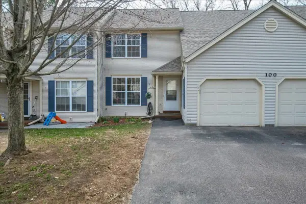 100 Indian Circle #2, Colchester, VT 05446