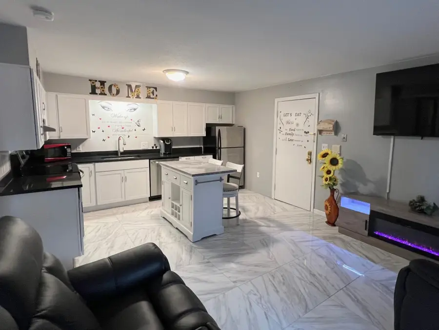 5 Autumn Leaf Drive #16, Nashua, NH 03060 - #3