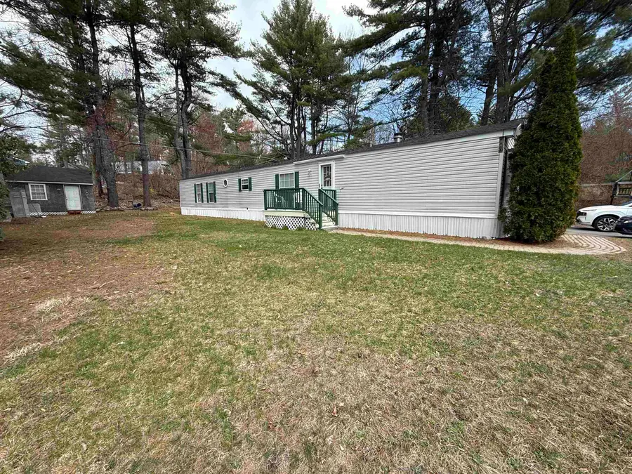22 Wayne Drive, Derry, NH 03038 - #2