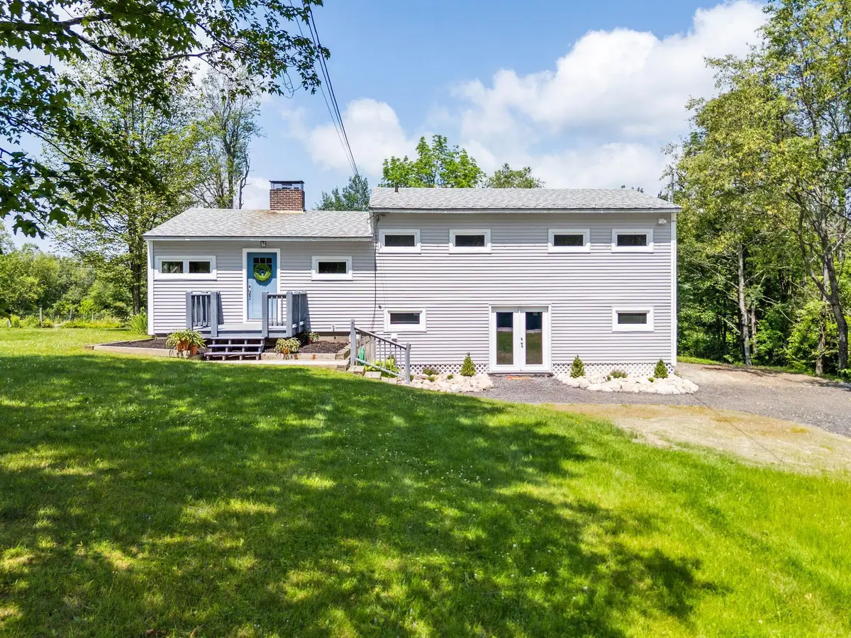 626 County Road, New London, NH 03257 - #1
