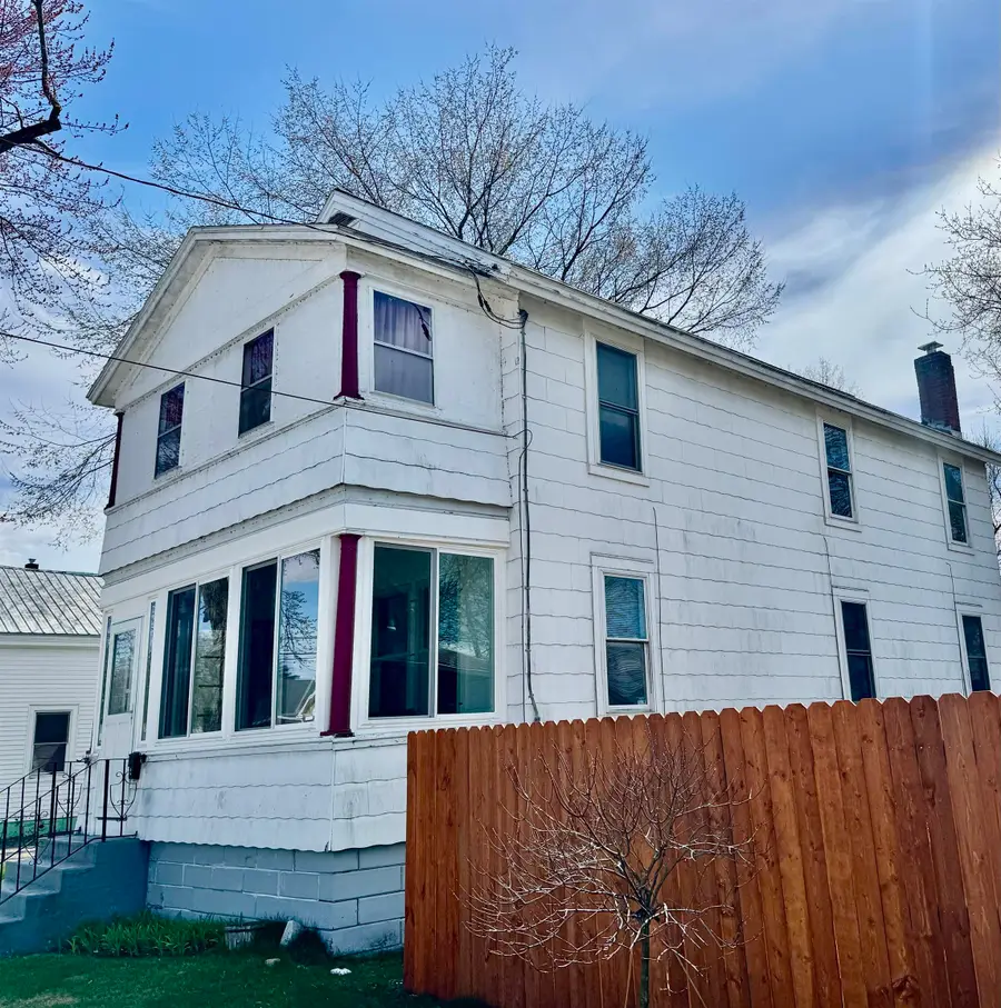 4 York Street, Swanton, VT 05488 - #3