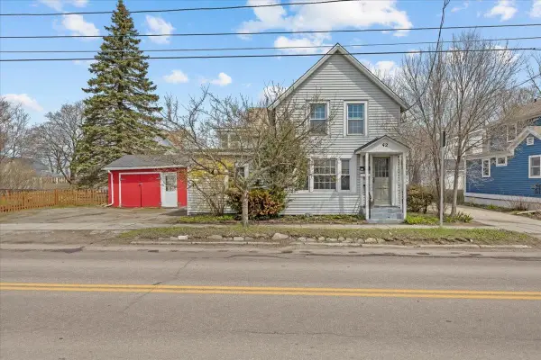 42-44 Oak Street, Burlington, VT 05401