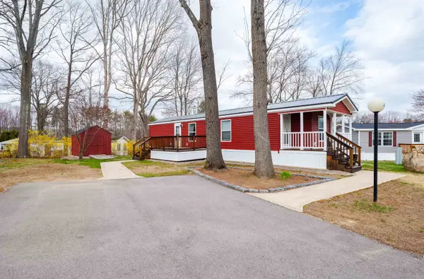 7 S Dewberry Lane, Rochester, NH 03867