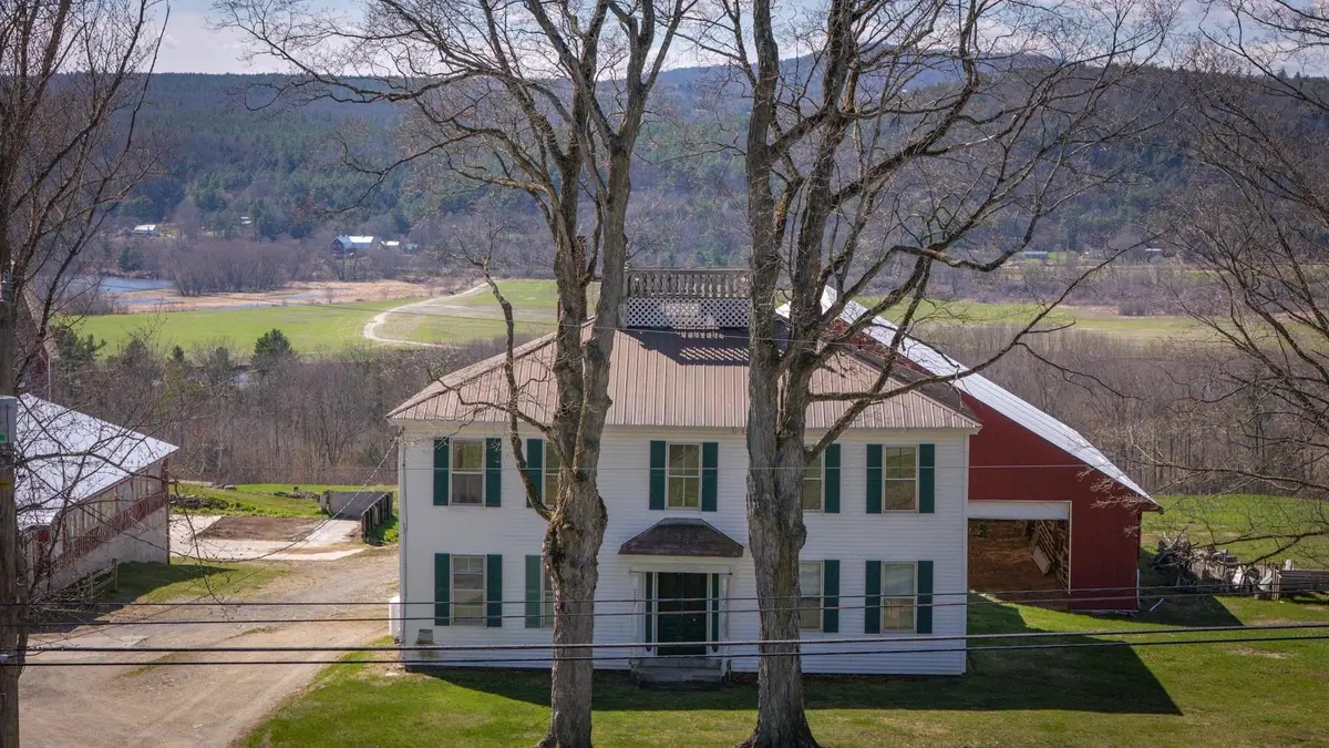 529 NH Route 10, Piermont, NH 03779 - #1