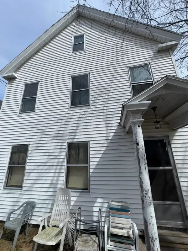 17 Perham Street, Nashua, NH 03064