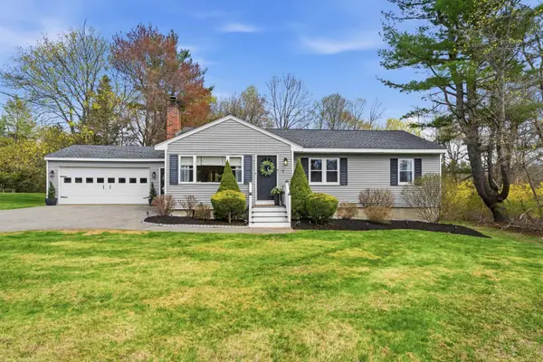 9 Scottsdale Road, Atkinson, NH 03811