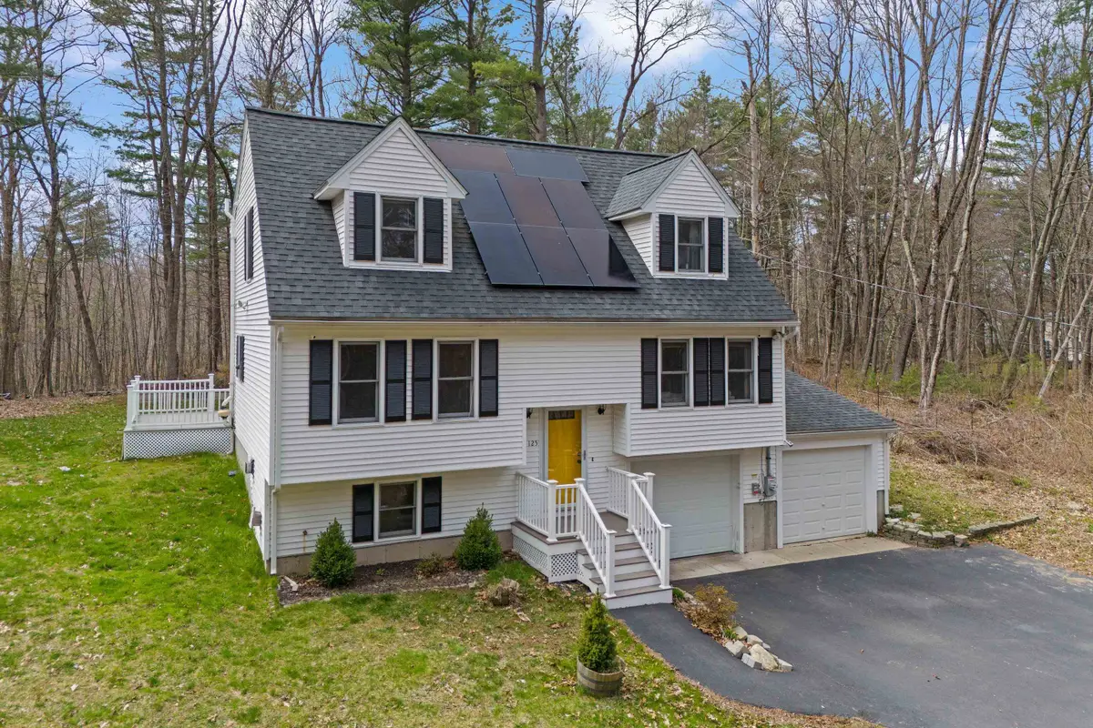 125 S Main Street, Newton, NH 03858 - #1