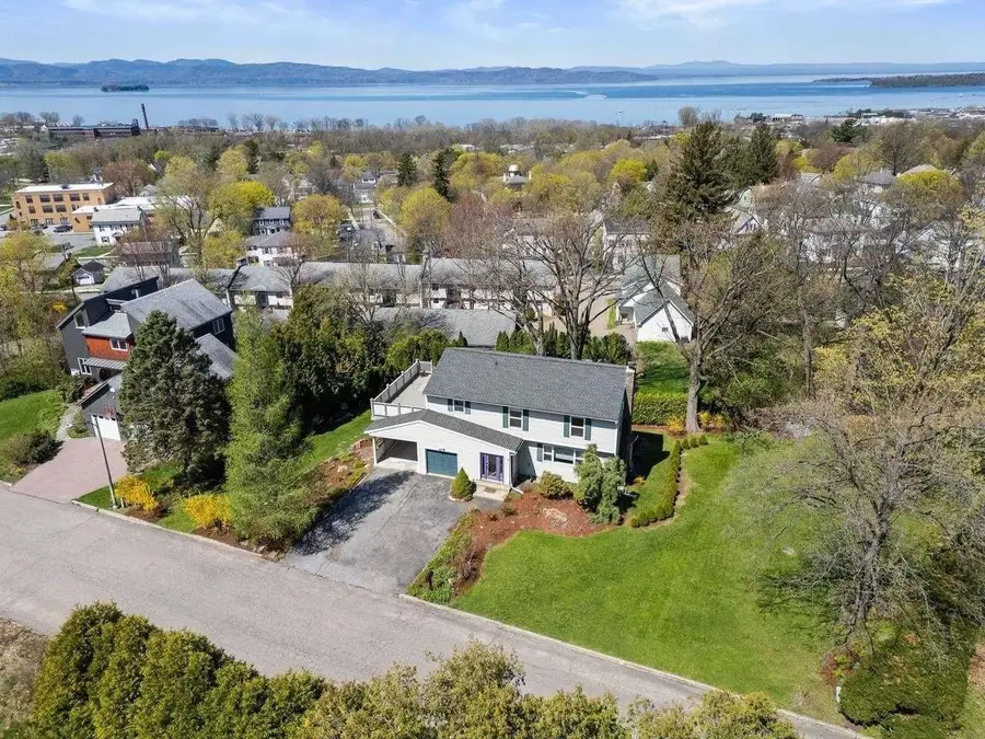 46 Chittenden Drive, Burlington, VT 05401 - #3